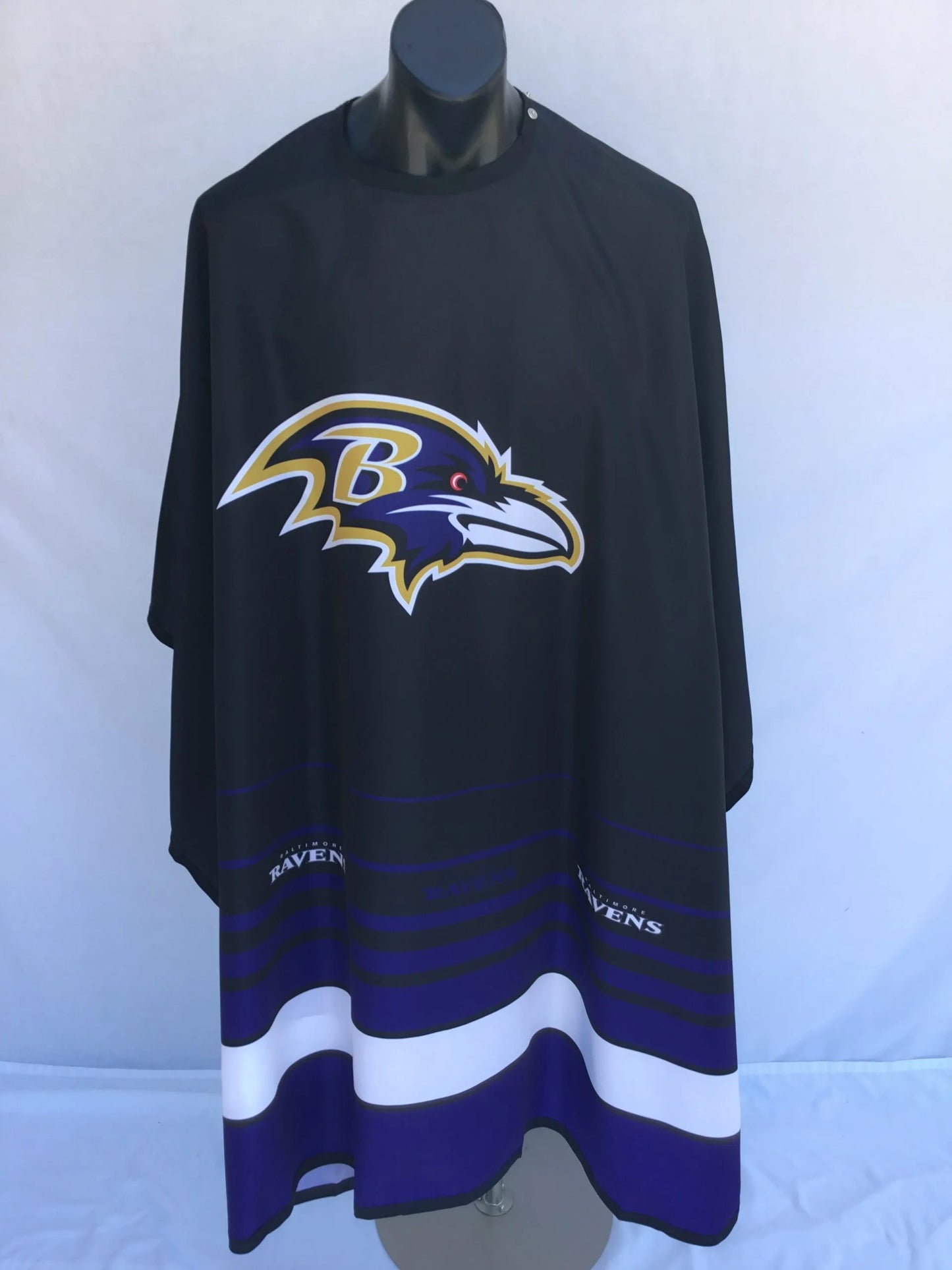 NFL SALON CAPE