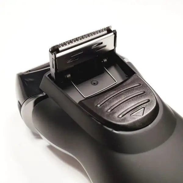 ACE 2.0 - PROFESSIONAL ELECTRIC WET OR DRY MENS SHAVER WITH INTEGRATED PRECISION POP-UP TRIMMER